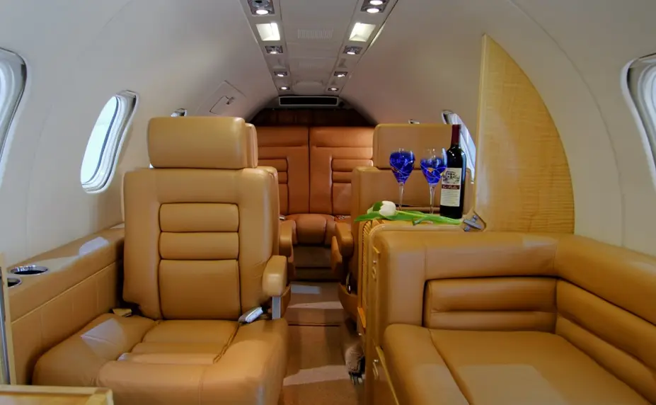 Bombardier Learjet 35A N367DA operated by Global Aviation, Inc. photo 2