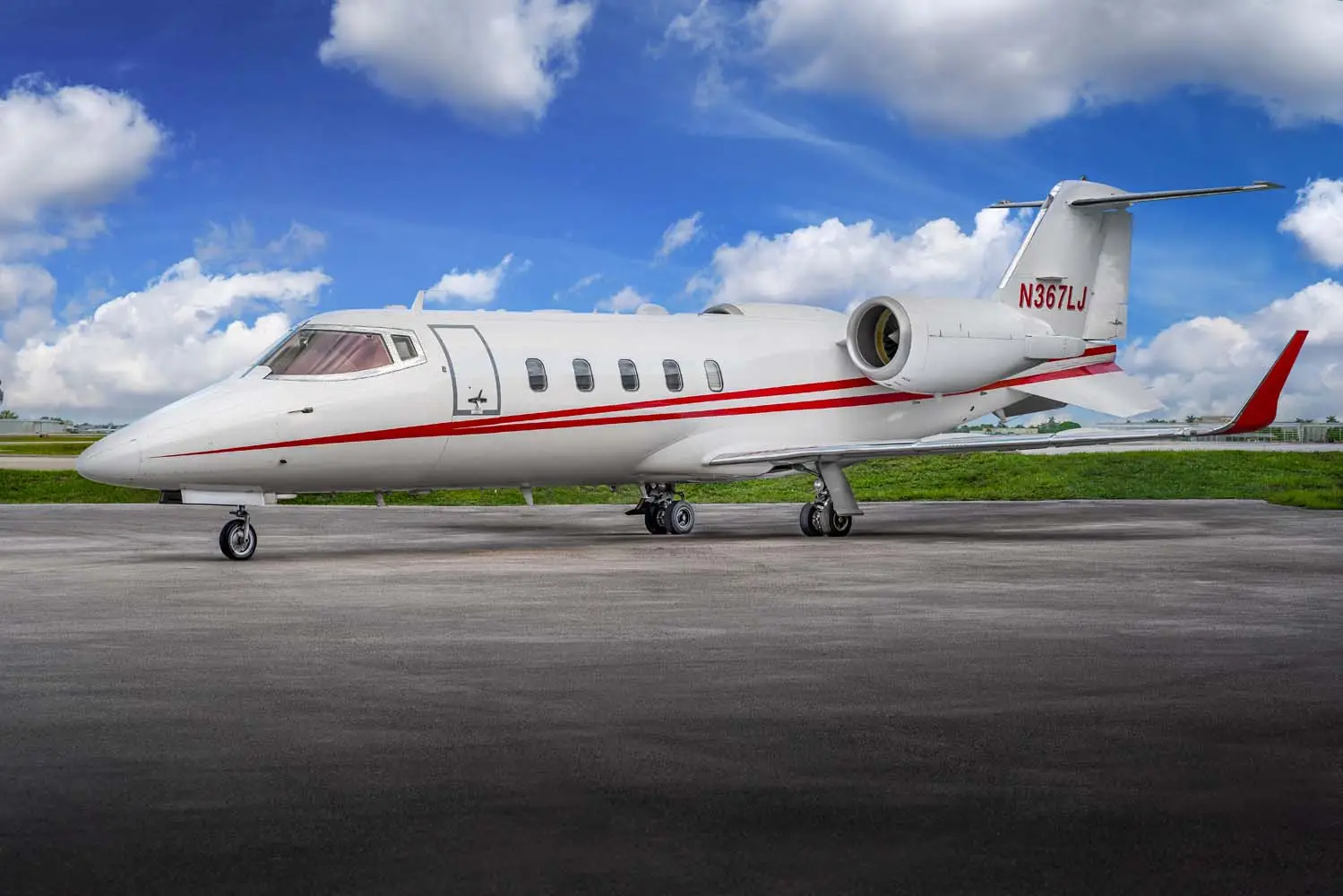 Bombardier Learjet 60XR N367LJ operated by Hop-A-Jet WorldWide Jet Charter, exterior