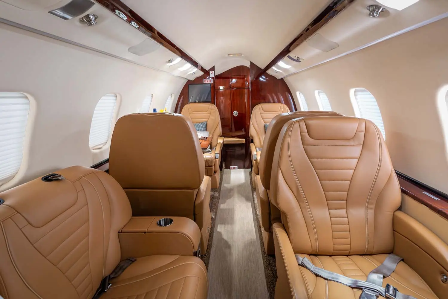 Bombardier Learjet 60XR N367LJ operated by Hop-A-Jet WorldWide Jet Charter photo 6