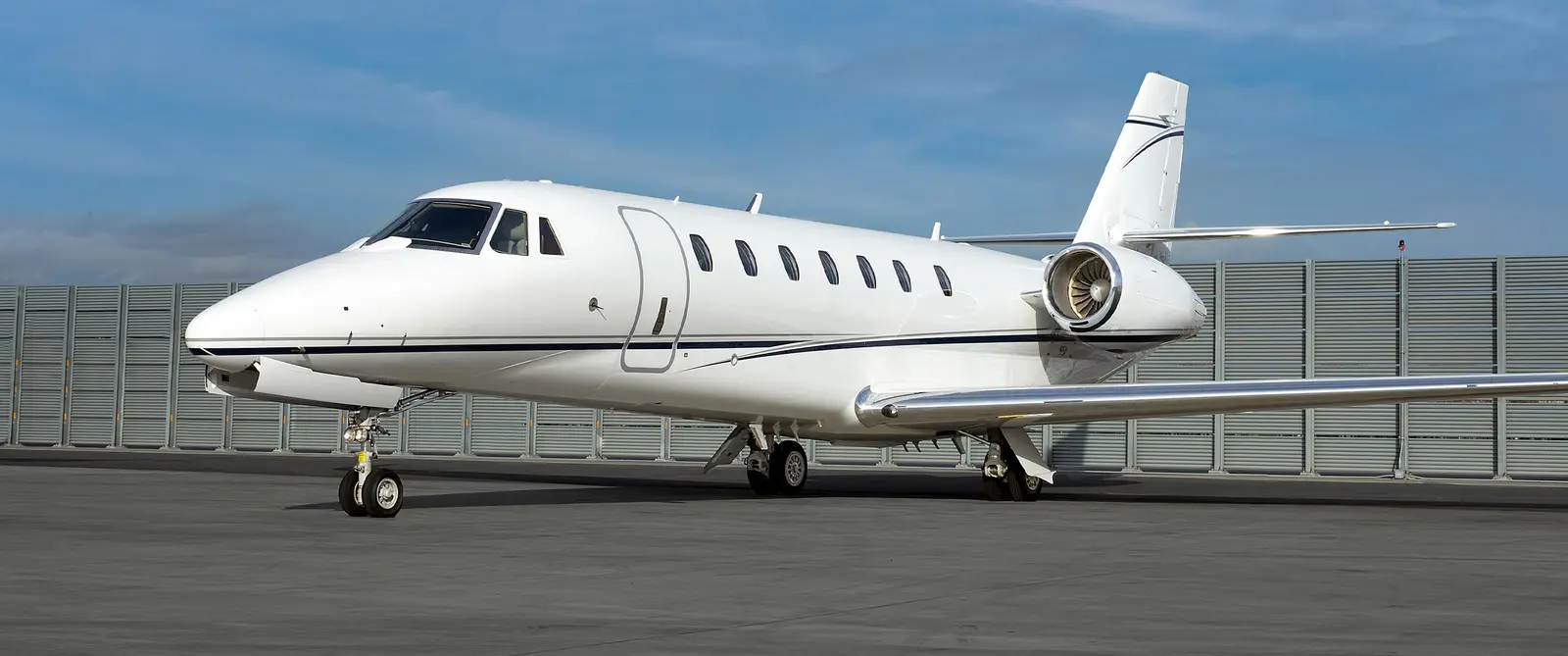 Cessna Citation Sovereign N369FG operated by Alerion Aviation photo 4