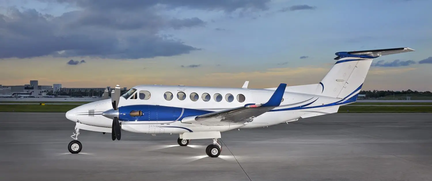 Beechcraft King Air 350 N369MK operated by Harmony Air photo 4