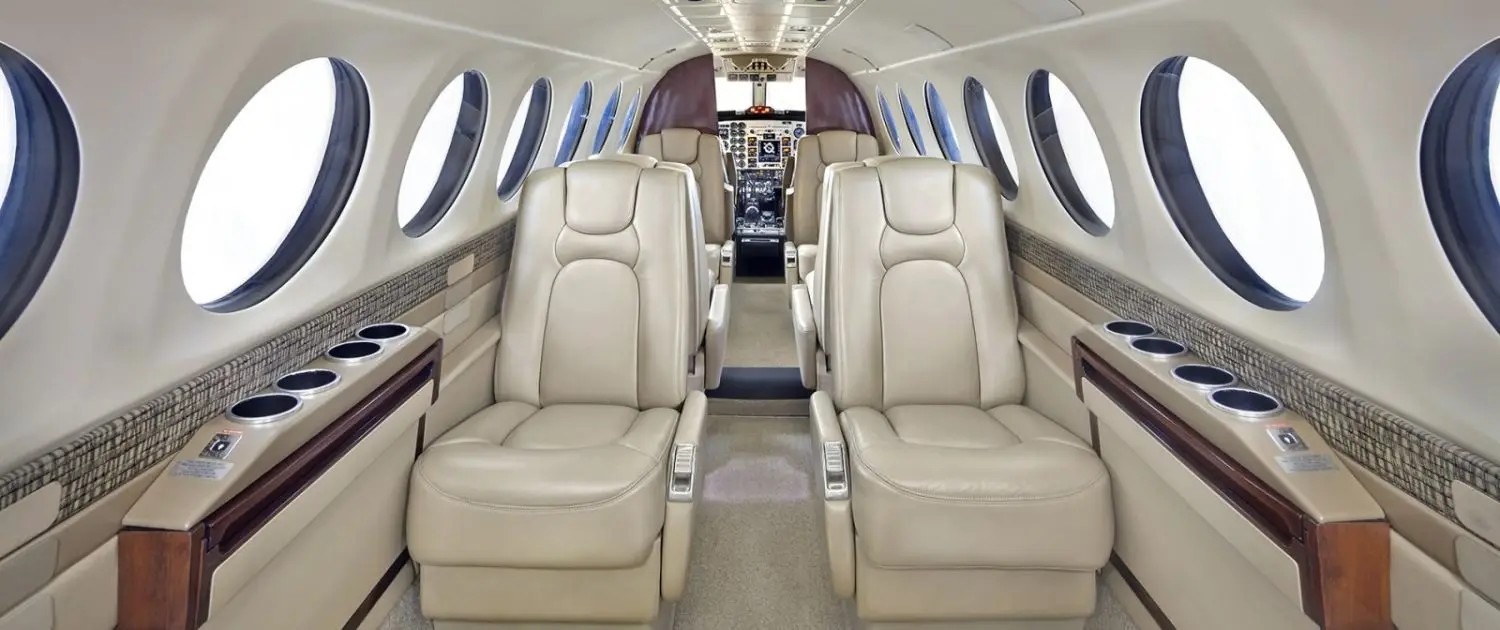 Beechcraft King Air 350 N369MK operated by Harmony Air photo 5