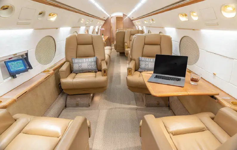 Gulfstream IV-SP N371FP operated by Fly Alliance photo 2