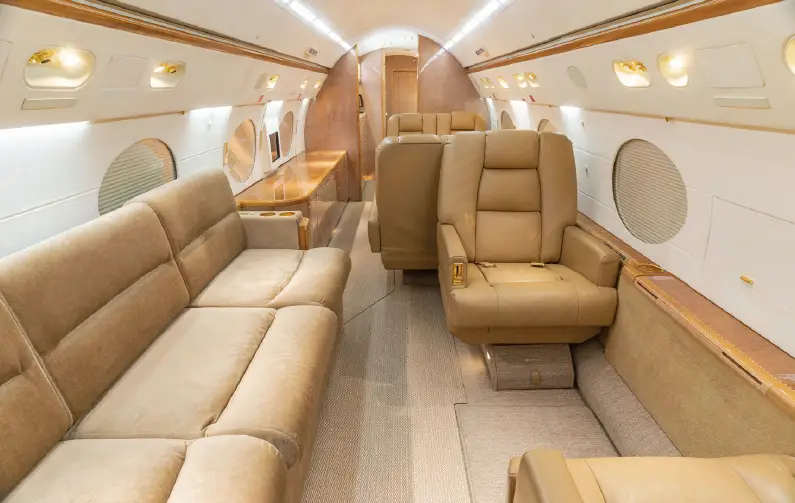 Gulfstream IV-SP N371FP operated by Fly Alliance photo 3