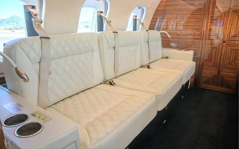 Bombardier Global Express XRS N372BC operated by Planet 9 Private Air ("P9PA") photo 4