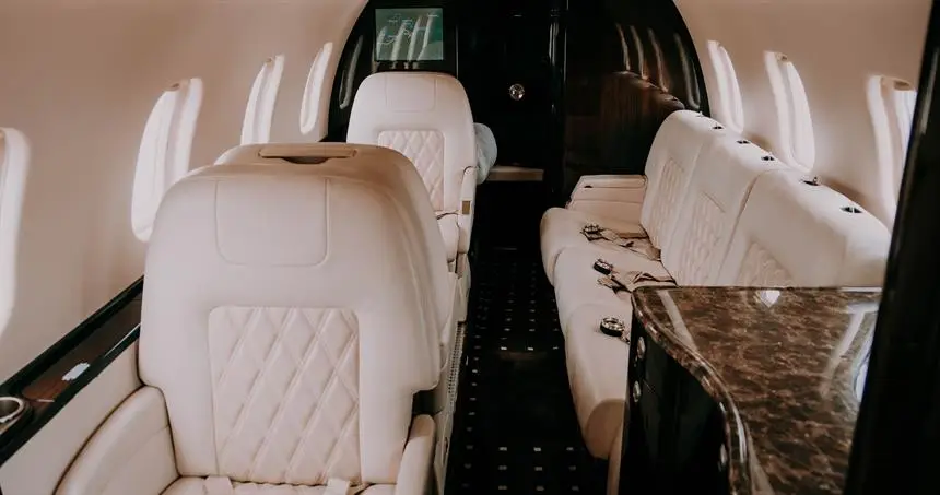 Bombardier Learjet 60XR N372SC operated by Air Associates Charter, Inc. photo 3