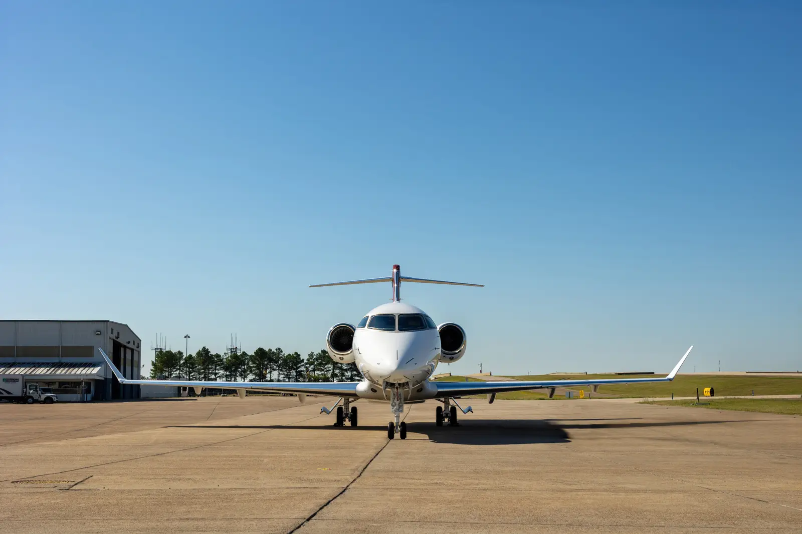 Bombardier Challenger 3500 N374AB operated by AB Jets photo 5