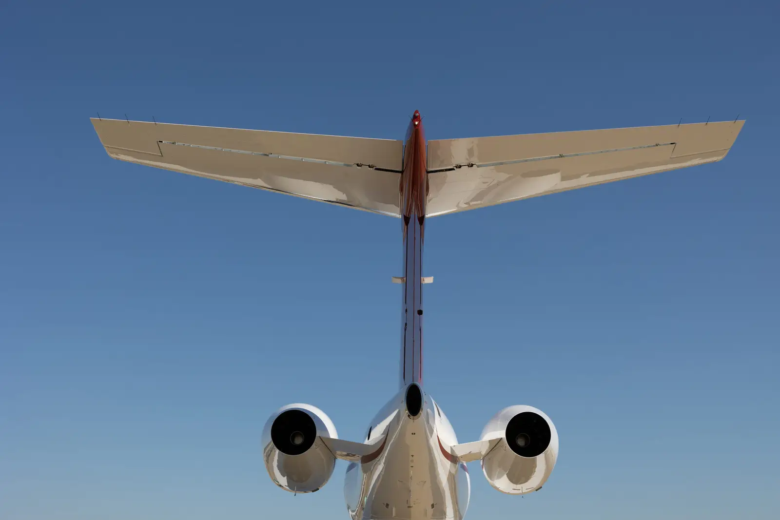 Bombardier Challenger 3500 N375AB operated by AB Jets photo 4