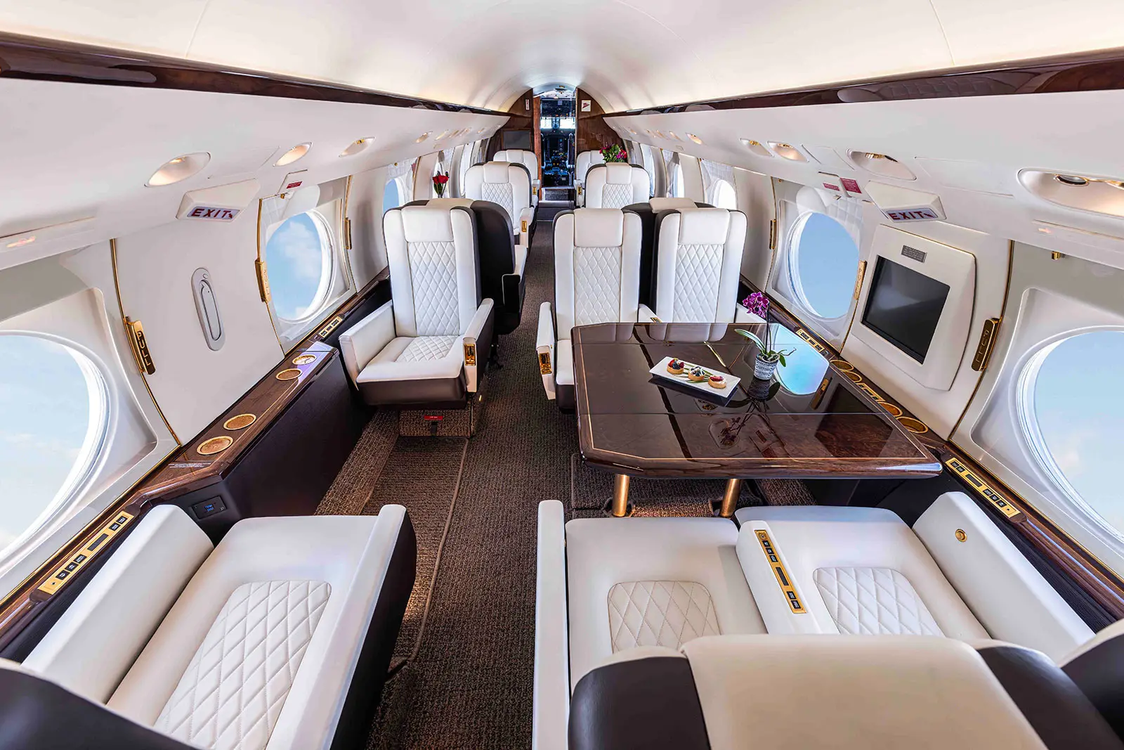Gulfstream IV-SP N383DJ operated by Journey Aviation, LLC photo 3