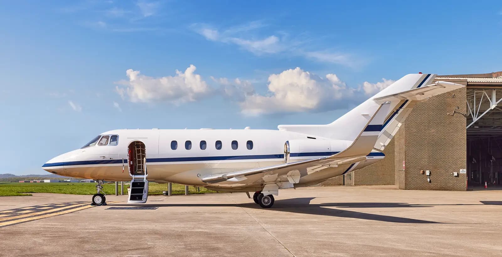 Beechcraft Hawker 800XP N383TK