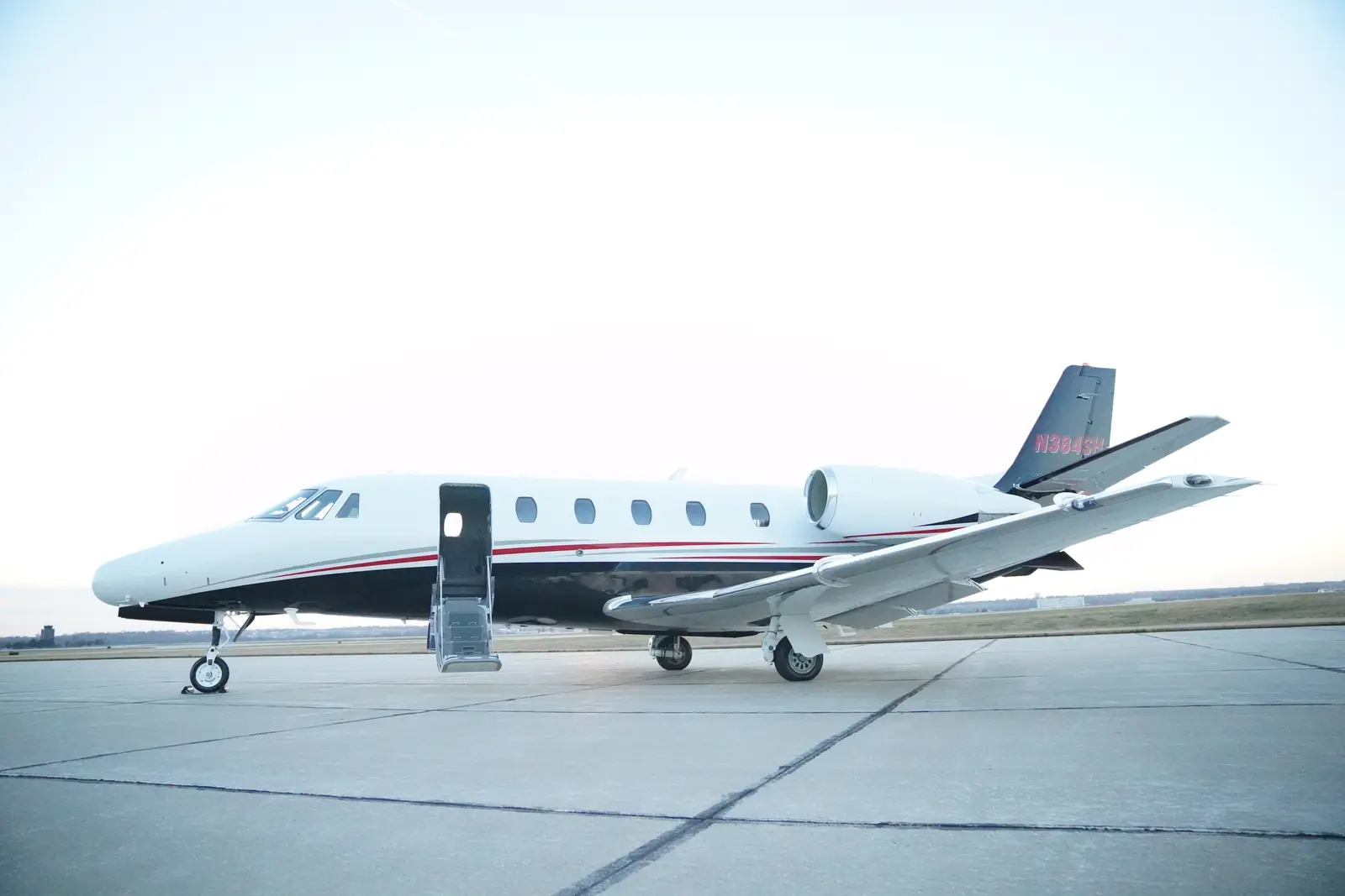 Cessna Citation Excel N384SH operated by Silverhawk Aviation, Inc. photo 4