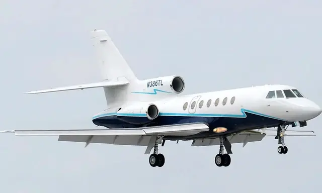 Dassault Falcon 50 N386TL operated by Presidential Aviation photo 6