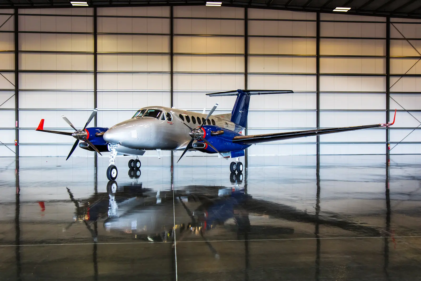 Beechcraft King Air 350 N395AV operated by Advanced Air LLC, exterior