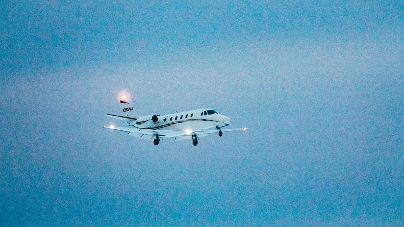 Cessna Citation Excel N395WJ operated by DCT Air, LLC photo 4