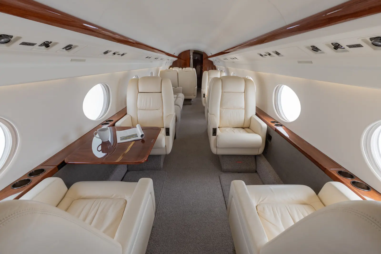 Gulfstream IV N39AV operated by Journey Aviation, LLC photo 2