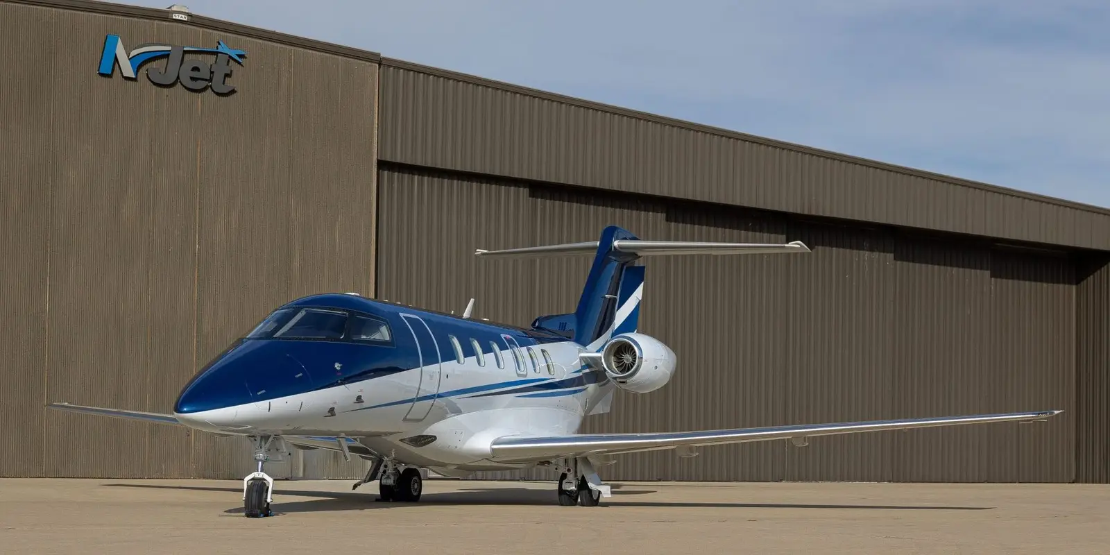 Pilatus PC-24 N39TT operated by N-Jet, KPWK photo 6