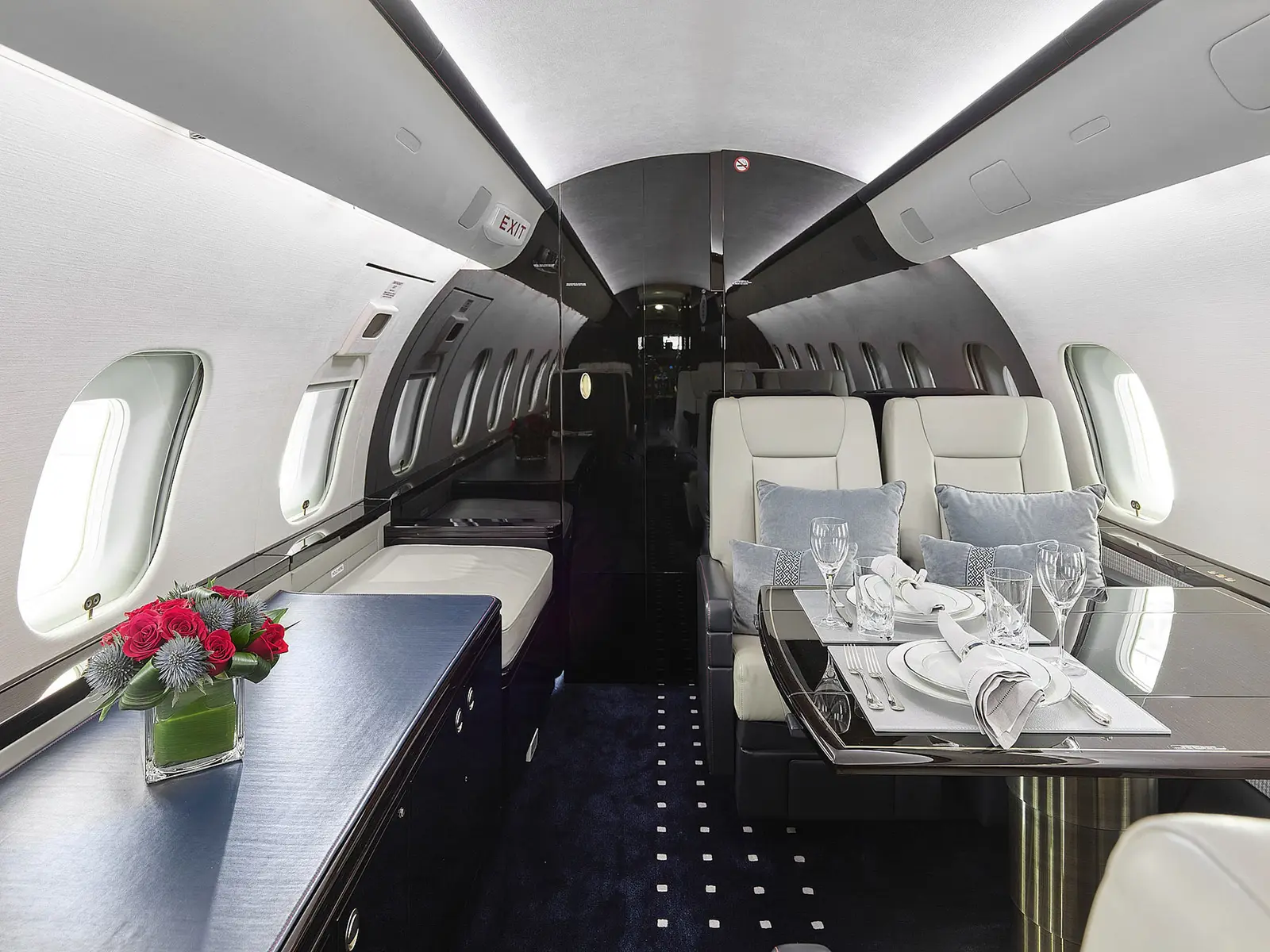 Bombardier Global 5000 N3MR operated by Clay Lacy Aviation, Inc. photo 3