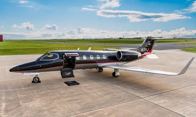 Bombardier Learjet 31A N3VJ operated by Venture Jets, exterior