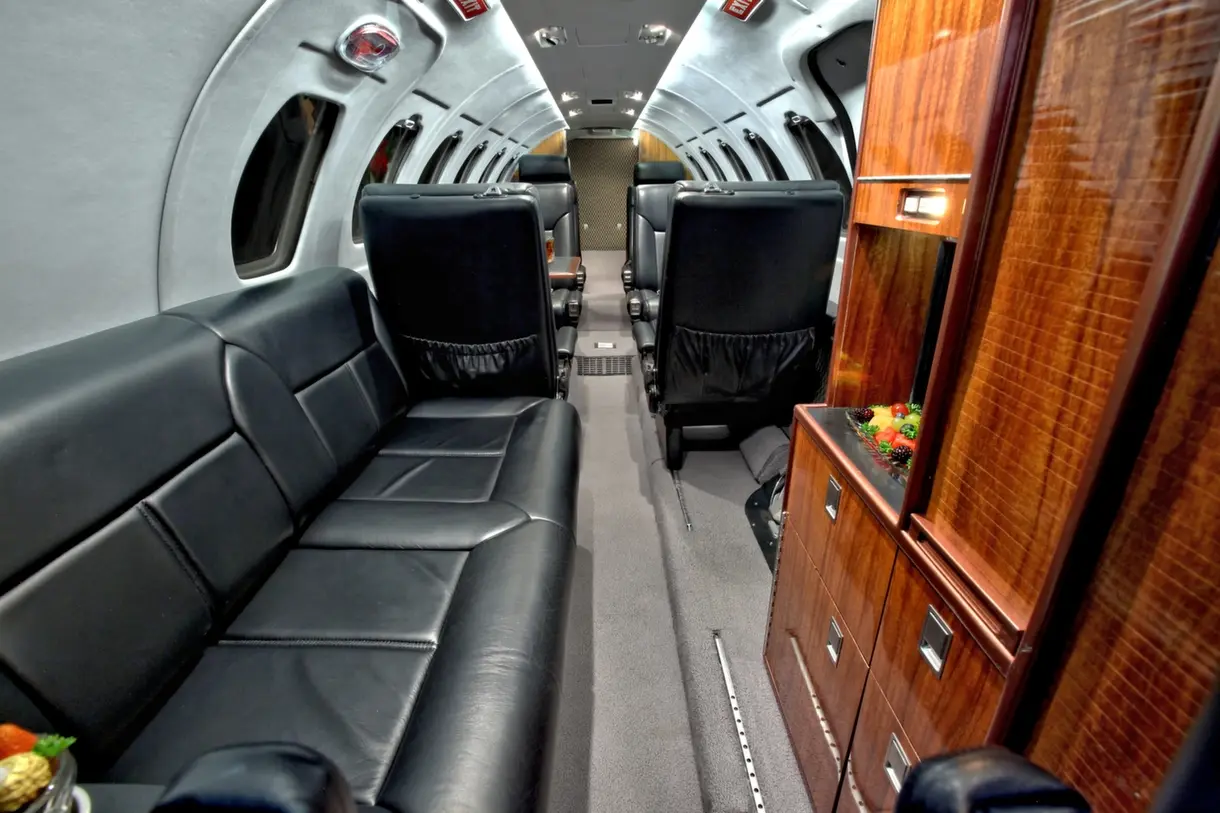 Cessna Citation S/II N401HT operated by American Jet International Corporation photo 3