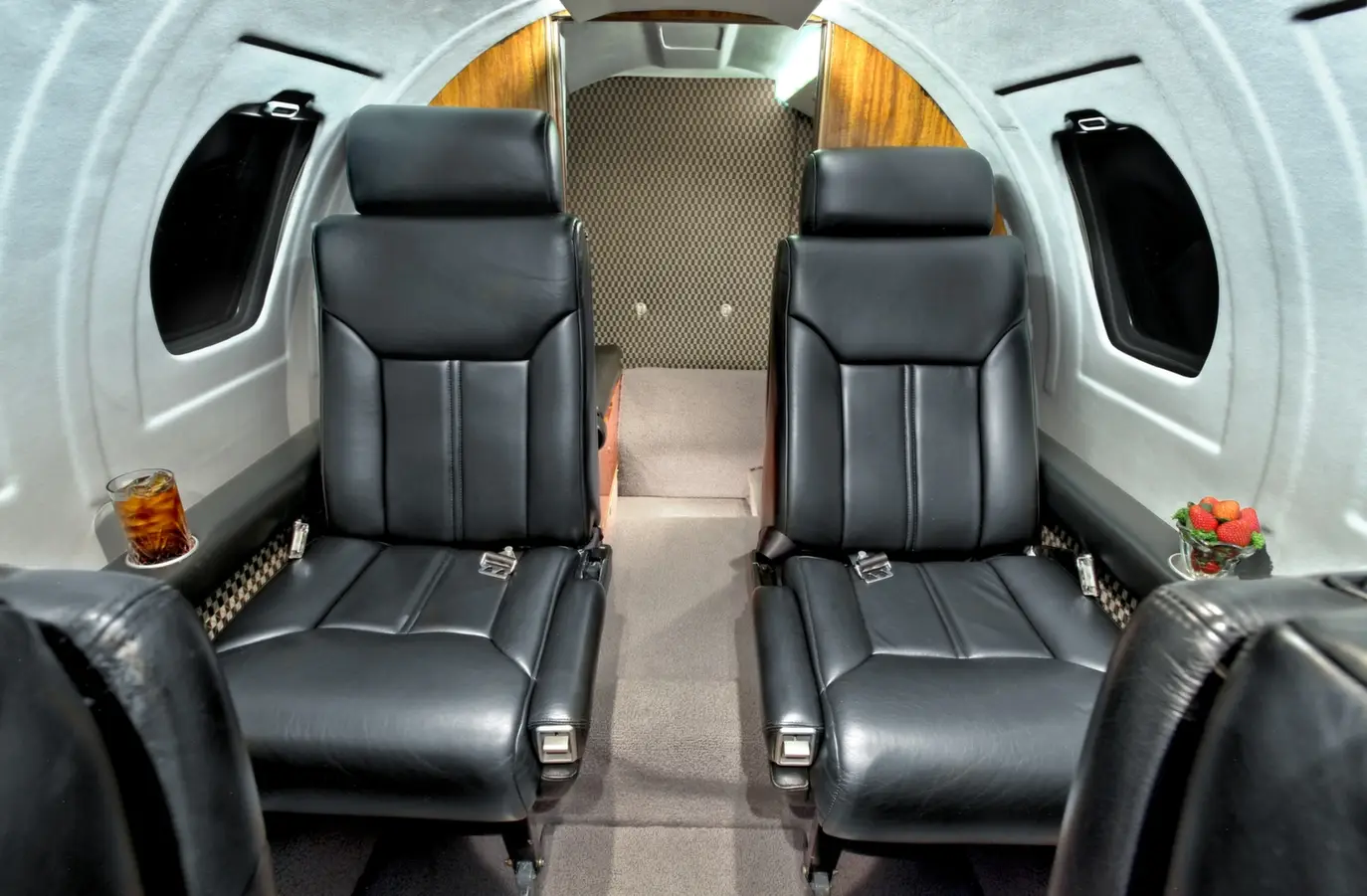 Cessna Citation S/II N401HT operated by American Jet International Corporation photo 5