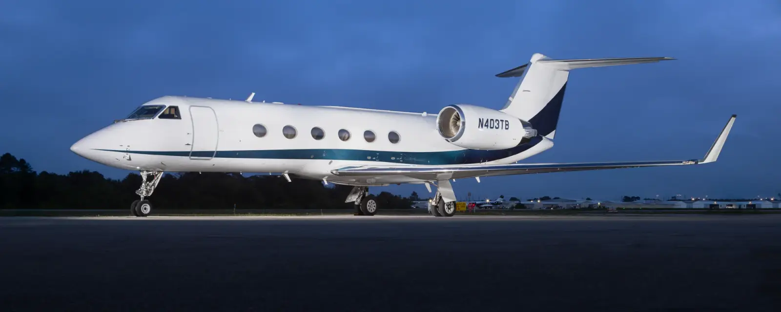 Gulfstream IV-SP N403TB operated by CapJet, exterior