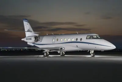 Gulfstream G200 N404MC operated by Trident Aircraft, Inc. photo 3