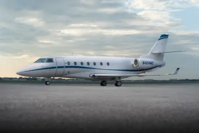 Gulfstream G200 N404MC operated by Trident Aircraft, Inc. photo 4