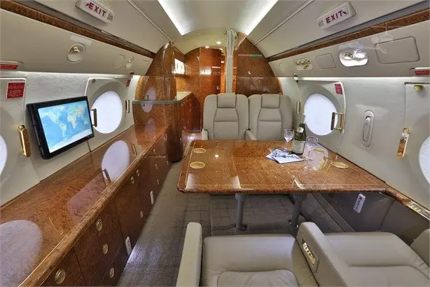 Gulfstream G550 N405CB operated by Pegasus Elite Aviation, Inc. photo 6