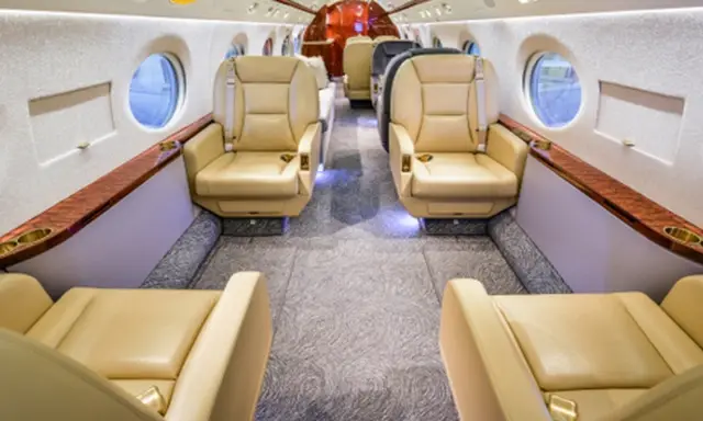 Gulfstream G450 N407DW operated by Jet Aviation photo 2