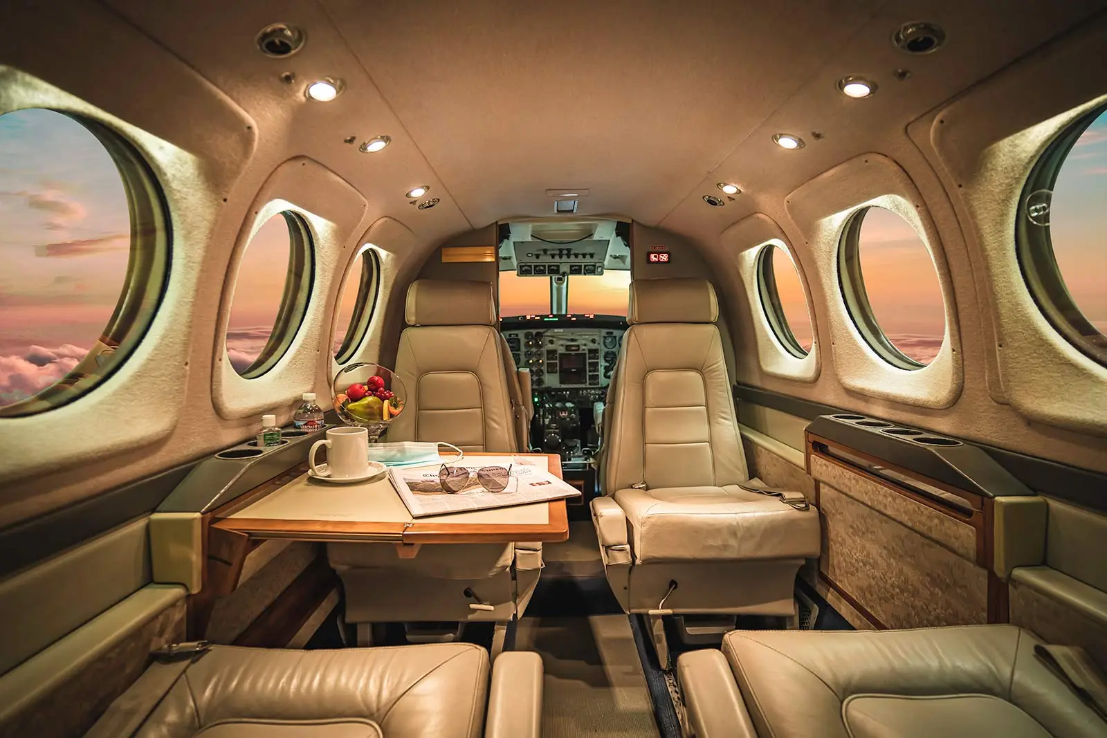 Beechcraft King Air C90A N413GA operated by International Jet Aviation Services Inc. photo 2