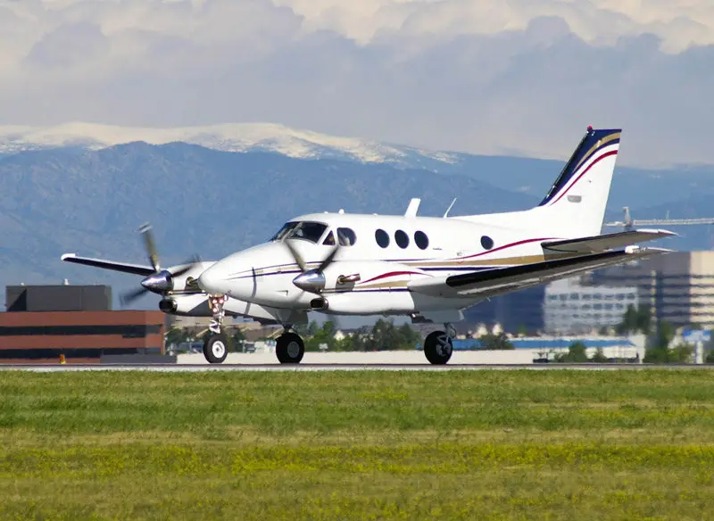 Beechcraft King Air C90A N413GA operated by International Jet Aviation Services Inc. photo 4