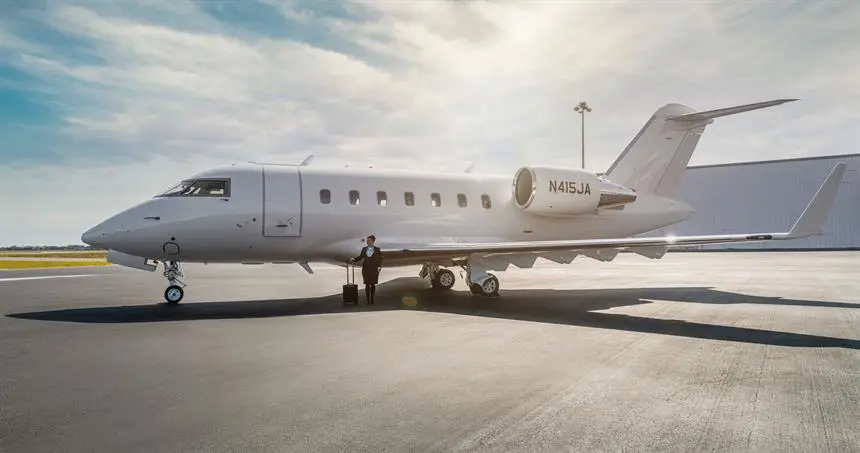 Bombardier Challenger 605 N415JA operated by Northern Jet Management, Inc., exterior