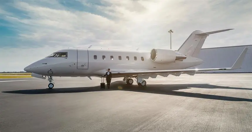 Bombardier Challenger 605 N415JA operated by Northern Jet Management, Inc. photo 4