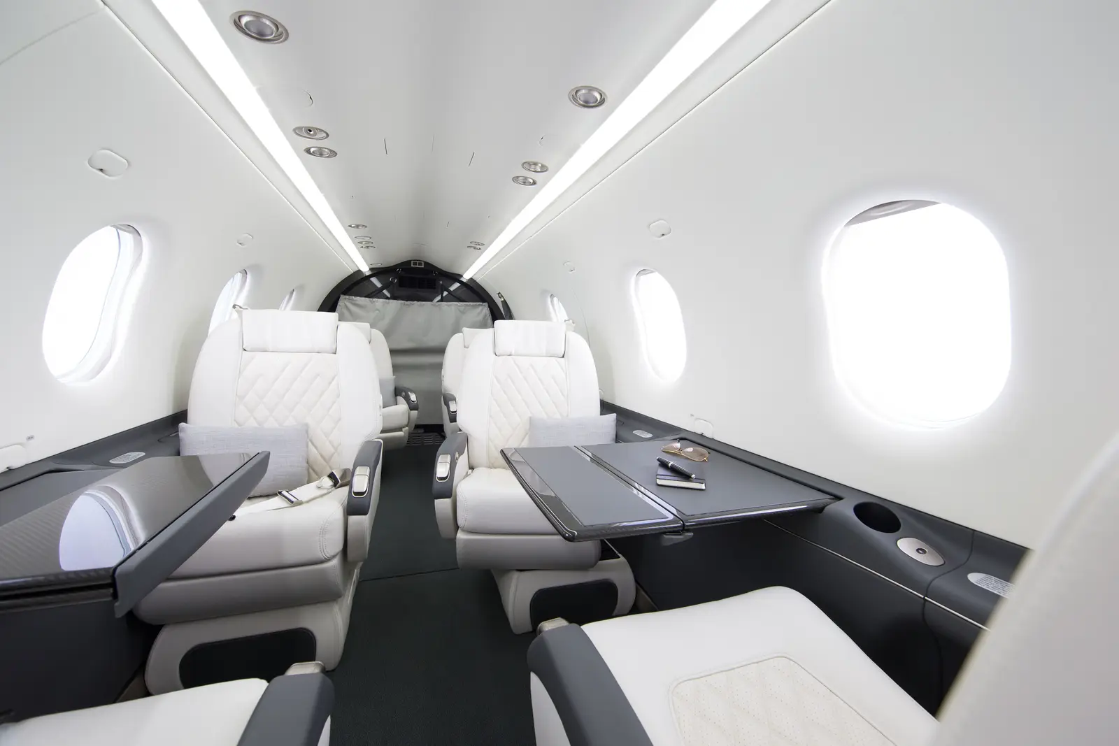 Pilatus PC-12/47 NG N417SK operated by MPI Jet photo 2