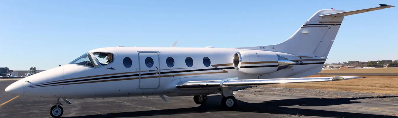 Beechcraft Hawker 400XP N418GJ operated by GaJet, Inc photo 4