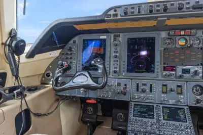 Beechcraft Premier 1A N419BR operated by Axis Jet photo 6