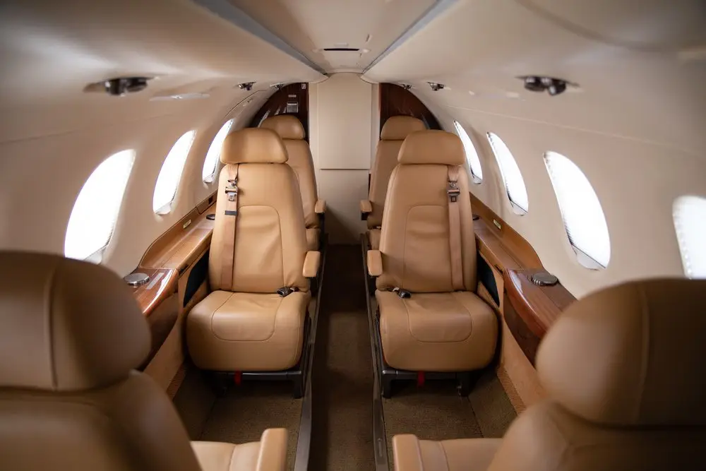 Embraer Phenom 300 N419MA operated by Maxair, LLC photo 2