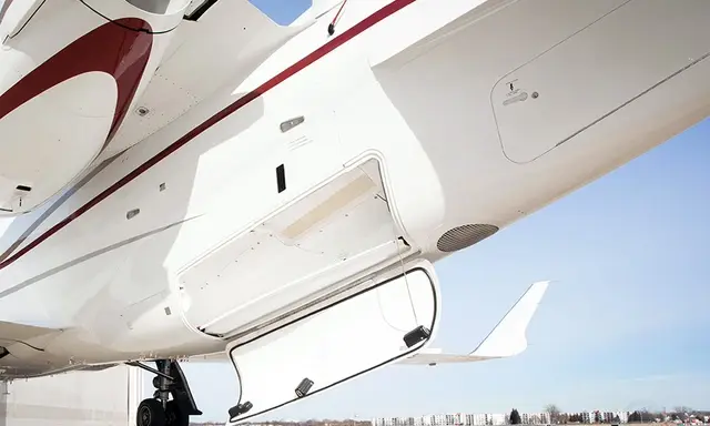 Bombardier Learjet 60 N420KV operated by ATI Jet Executive Charter photo 4