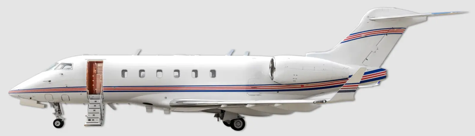Bombardier Challenger 300 N422MP operated by Latitude 33 Aviation, LLC photo 4