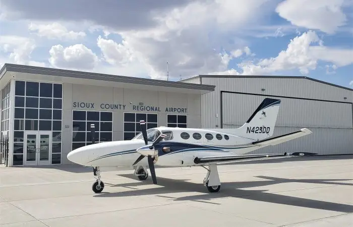 Cessna 425 N425DD operated by Airflair, Inc., exterior