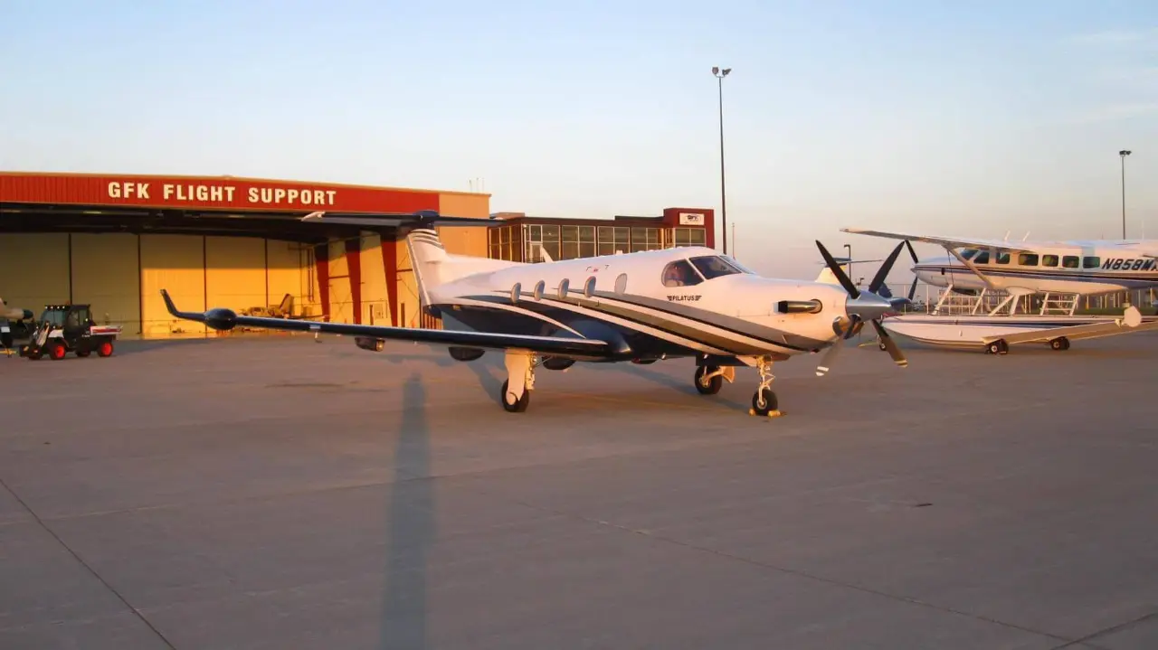 Pilatus PC-12/45 N425EV operated by GFK Flight Support photo 2