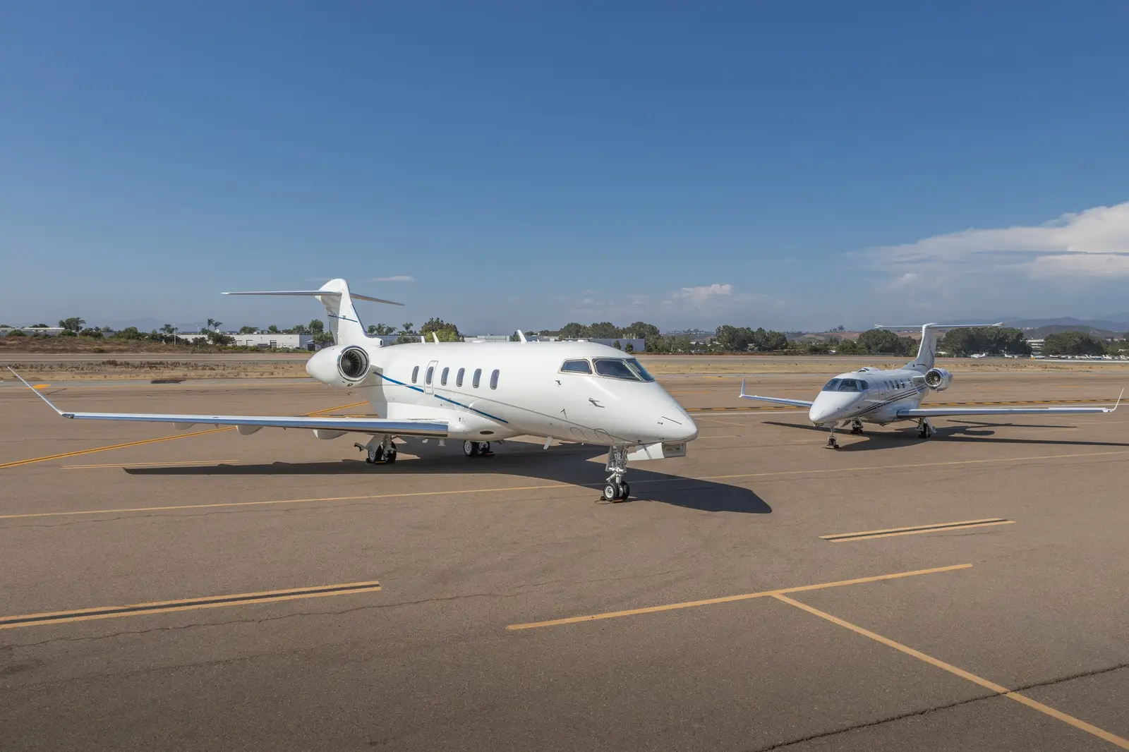 Bombardier Challenger 350 N429RM operated by Latitude 33 Aviation, LLC, exterior