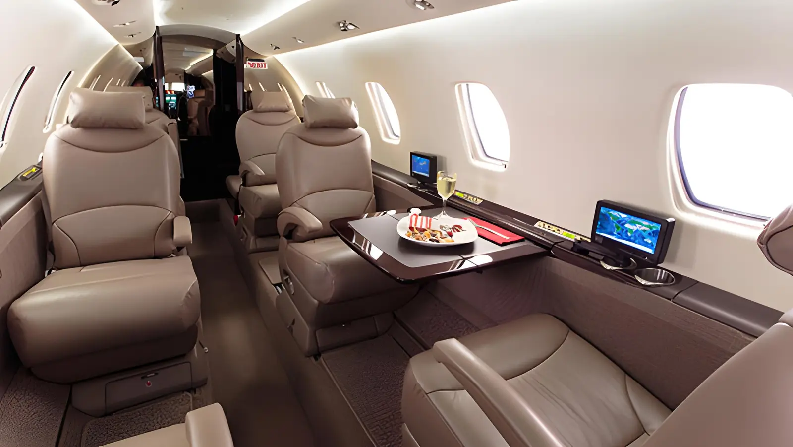 Cessna Citation XLS N43HF operated by STA Jets photo 2