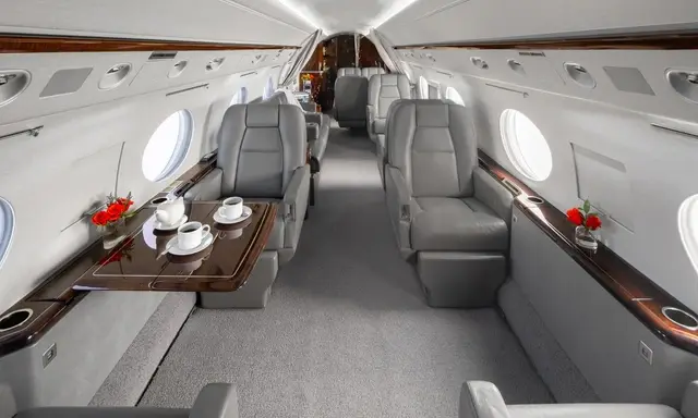 Gulfstream IV-SP N442WW operated by Silver Air photo 2