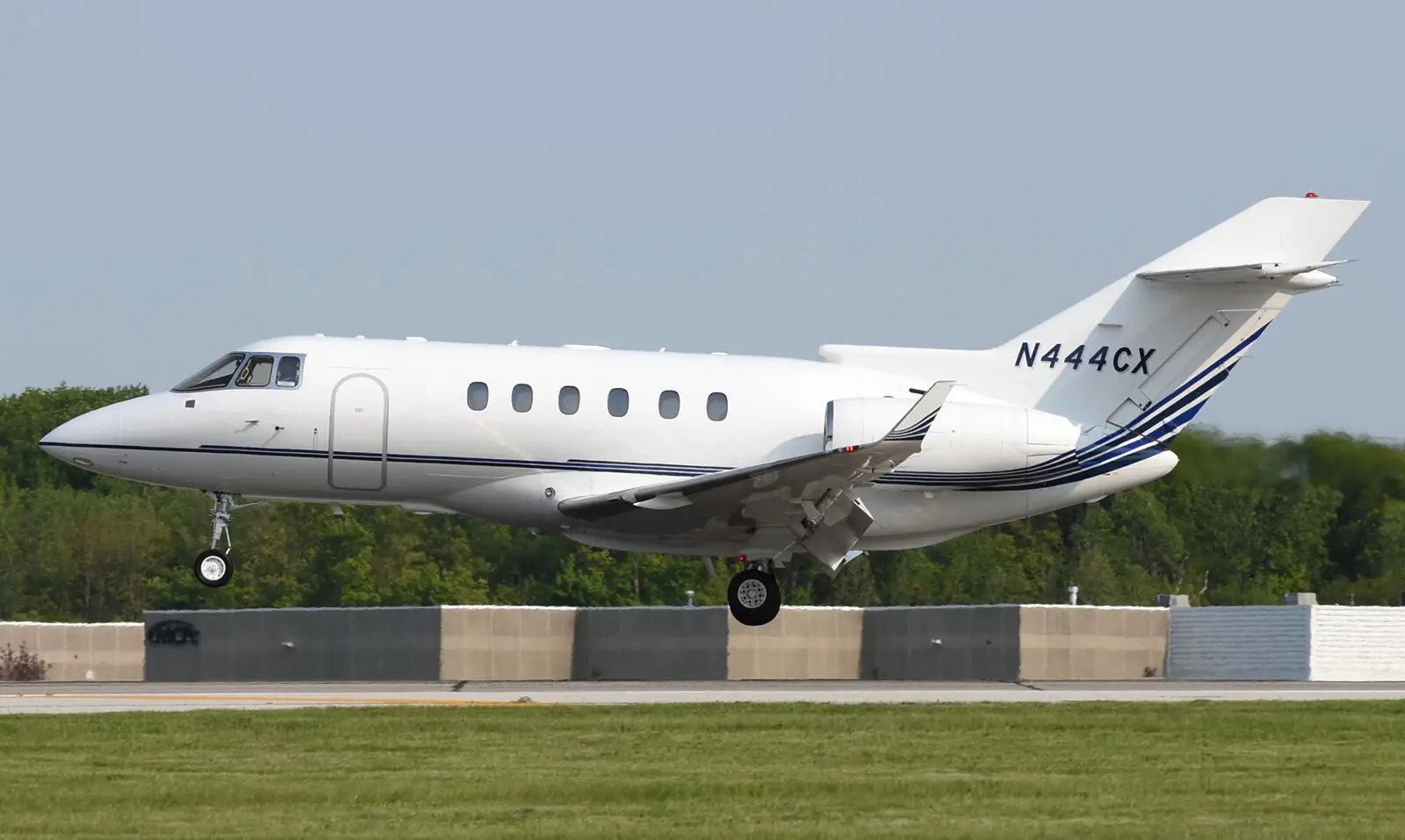Beechcraft Hawker 850XP N444CX