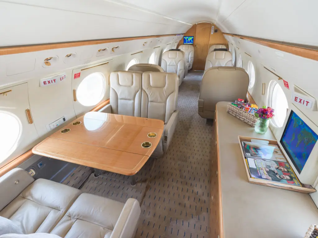 Gulfstream IV-SP N451KR operated by Worldwide Jet Charter, Inc. photo 5