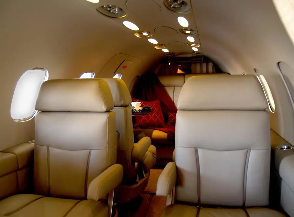 Bombardier Learjet 35A N453AM operated by ASI Charter, Inc photo 3