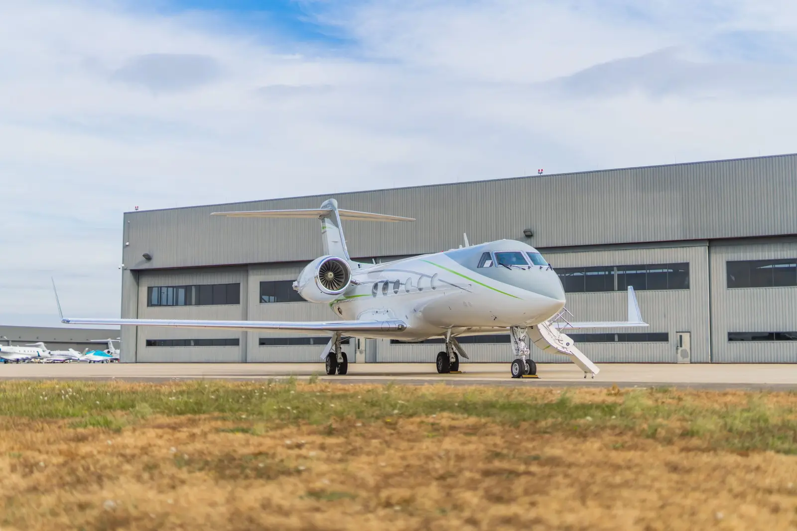 Gulfstream IV-SP N455WG operated by Fly Alliance photo 4