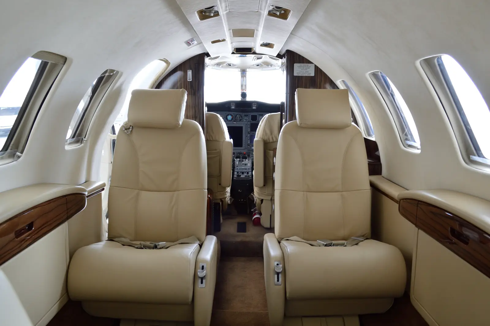Cessna Citation CJ2 N460RV operated by Mountain High Aviation, LLC photo 4