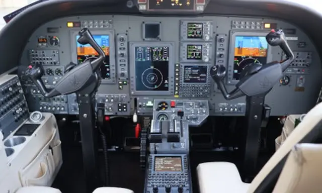 Cessna Citation CJ3 N463V operated by Priester Aviation photo 4